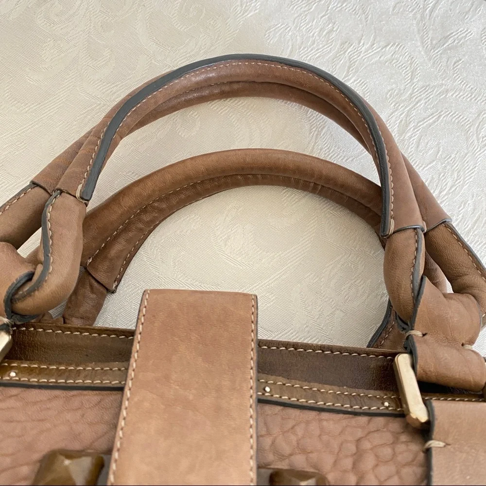 Chloe front pocket organizer tote